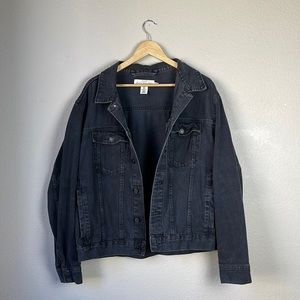 BLACK DENIM JACKET